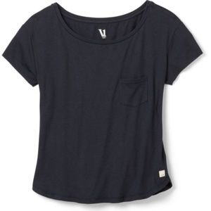 Vuori Dark grey sz small scoop neck top